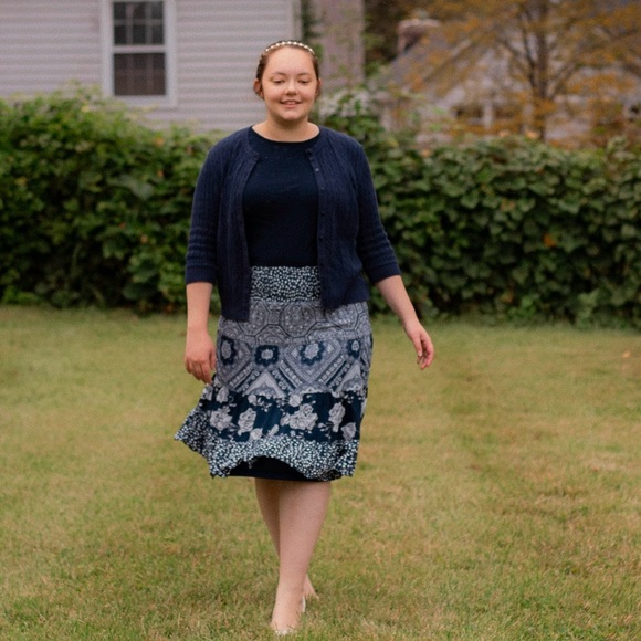 Meet your Posher, Anthea✨ - Picture 9 of 9